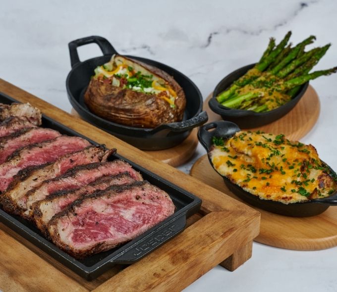 Valentines Day Dinner at Council Oak 