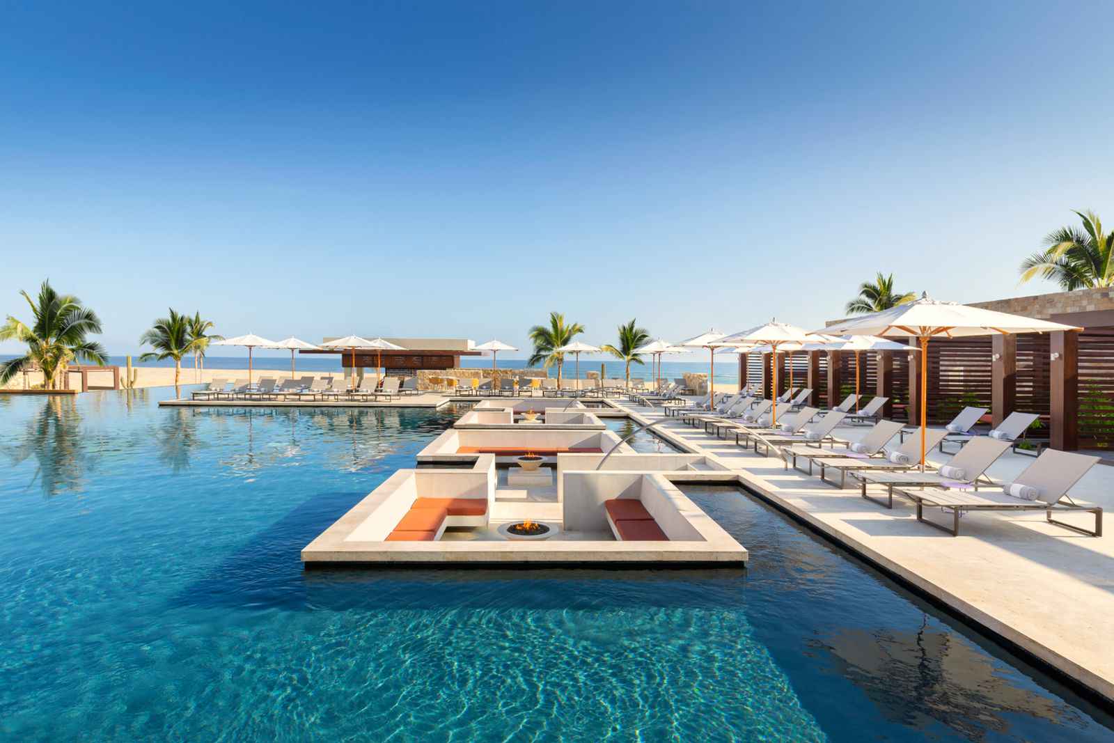 Hard Rock Hotel Los Cabos Lgendary Bar and Grill